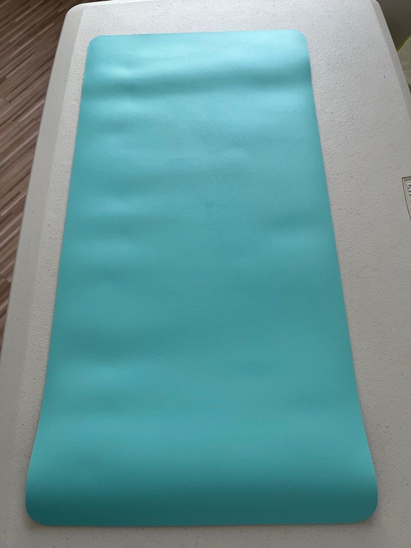 mouse and keyboard pad (Category: Mouse & Mousepads) located in Binan City. Submitted by go_finds (Listing ID 1238840769, Image 1). Description: never used 30x60cm teal (color may vary due to lighting) payment first (gcash, maya) ship via lalamove or grab location: biñan.