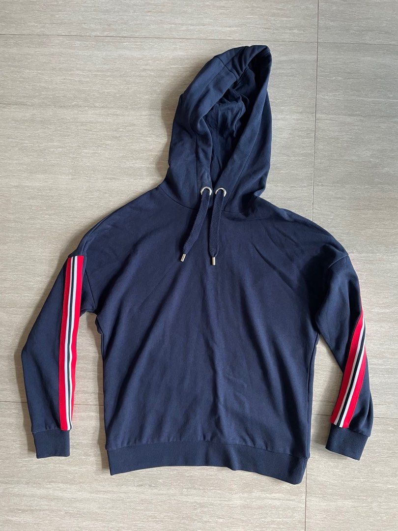 Red white striped hoodie outlet