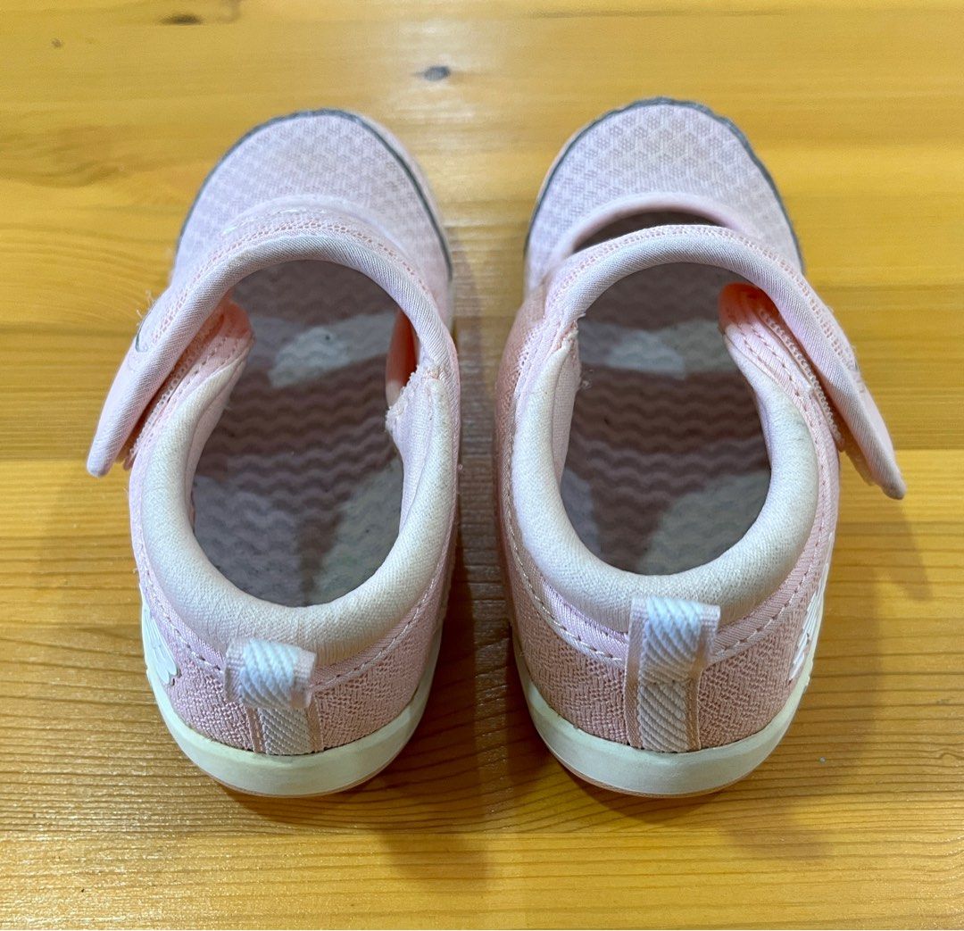 Newborn new balance shoes 2025