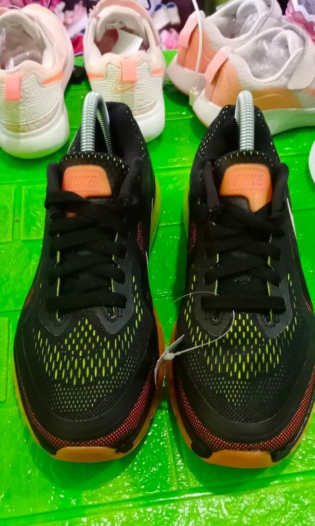 Nike Air Max Men s Fashion Footwear Sneakers on Carousell