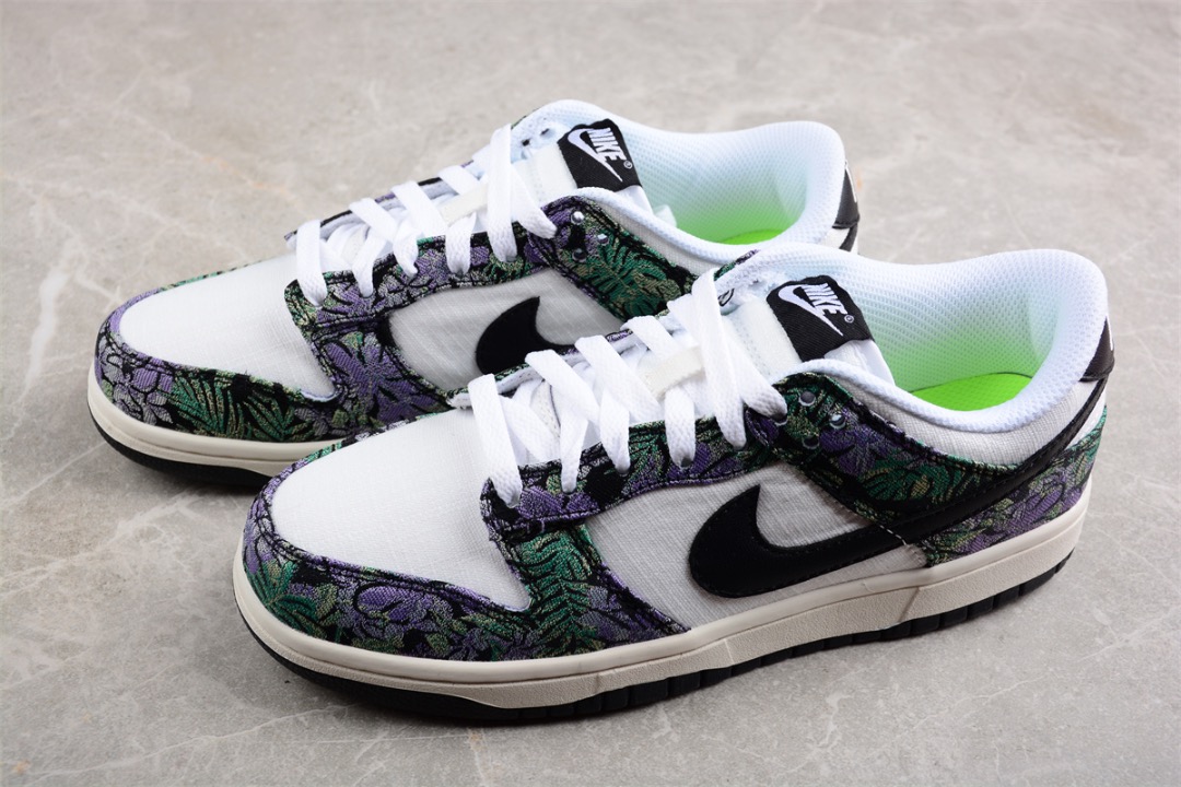 Floral print nike dunks shop