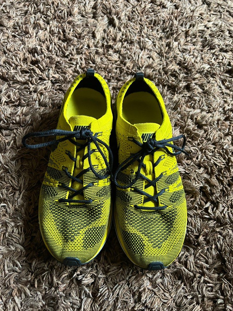 Nike flyknit trainer khaki on sale
