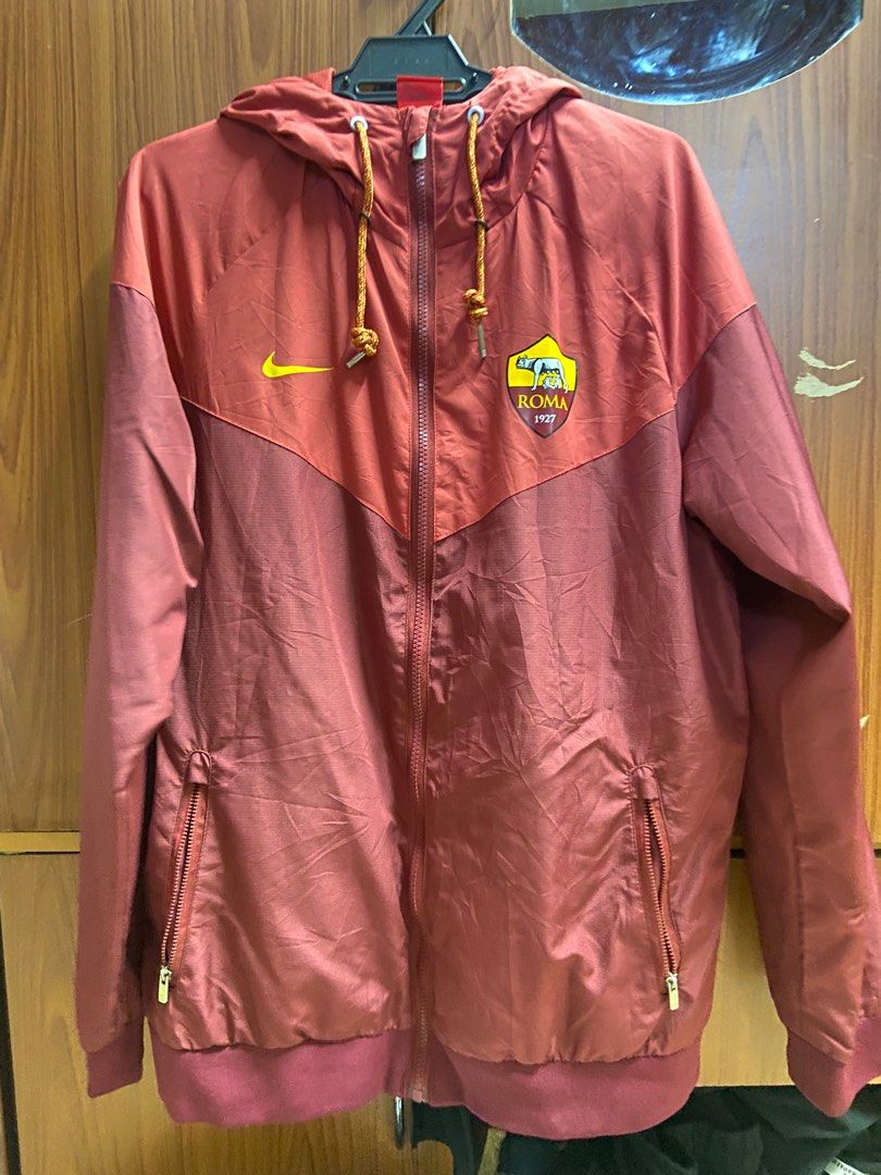 enthousiast Buitenboordmotor hoogtepunt Nike Jacket As Roma, Men's Fashion, Coats, Jackets and Outerwear on  Carousell