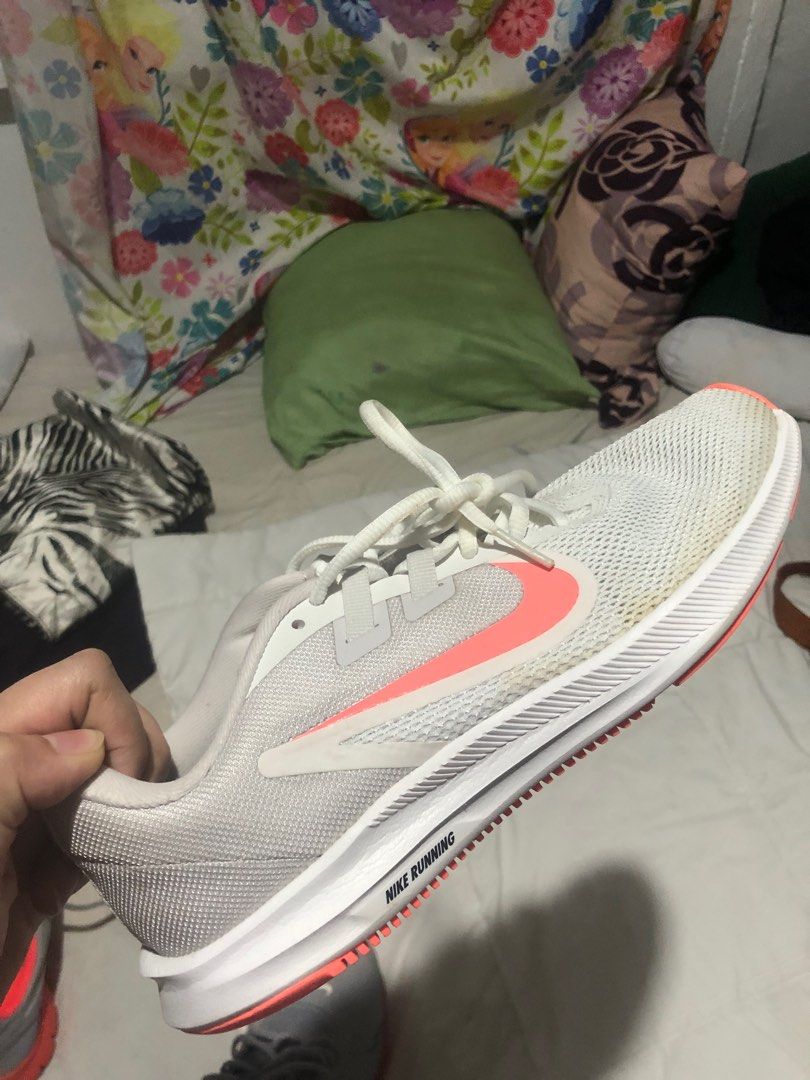 nike running sports shoes