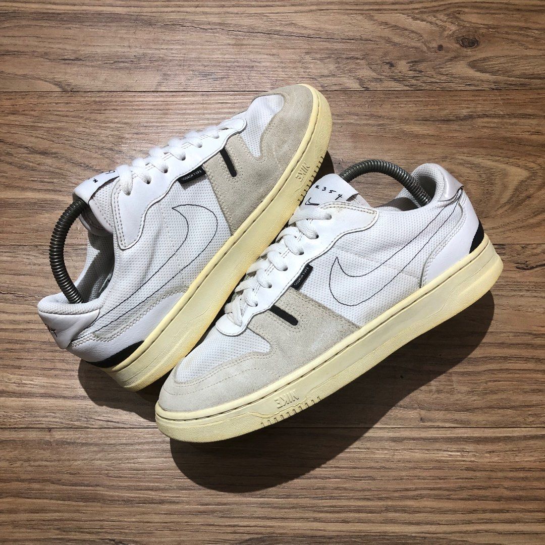 Nike squash shoes store uk