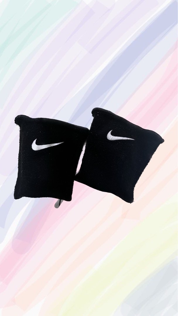 NIKE volleyball pads, Women's Fashion, Activewear on Carousell