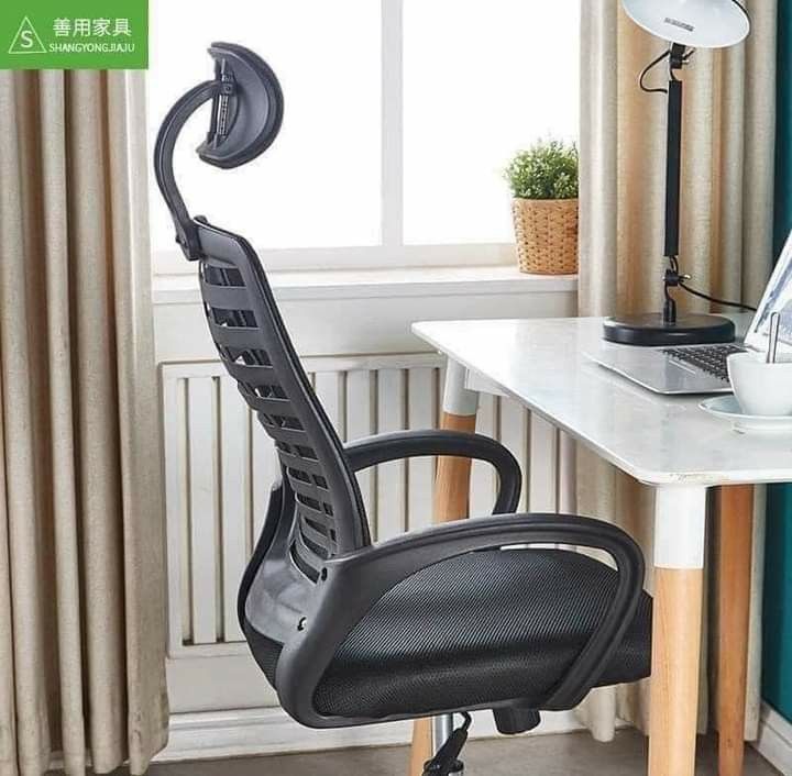 Office chair with headrest (Category: Chairs) located in Manila. Submitted by minidivisoria (Listing ID 1238827042, Image 1). Description: 1200 Office chair with headrest Color: Black pink seated frame material base We use 12mm plywood for a stronger seated frame 360 degrees Adjustable Height Pneumatic height adjustment 150kg. Maximum weight capacity It is durable and comfortable Five Star Chrome Base.