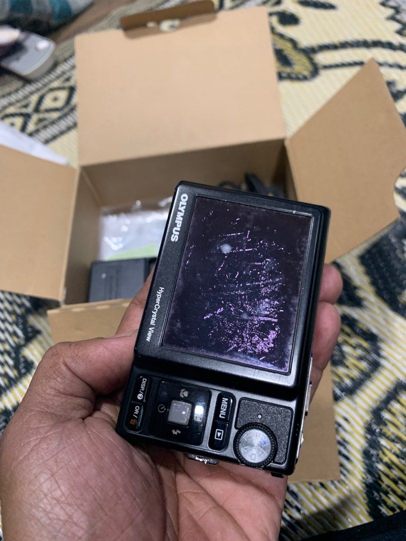 Olympus u9000, Photography, Cameras on Carousell