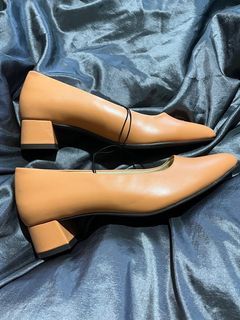 Orange GU Japan Marshmallow Pumps 24.5cm