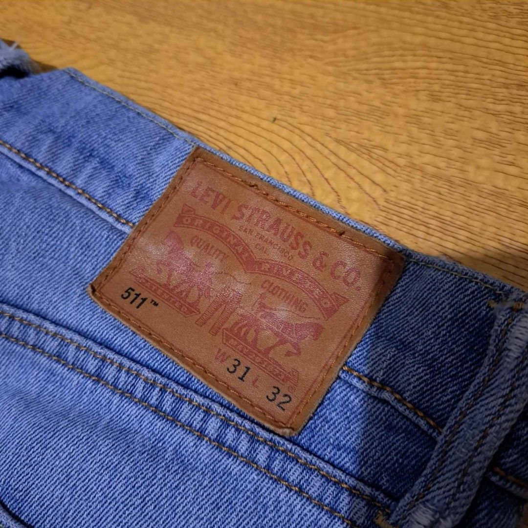 Levi outlet size 31