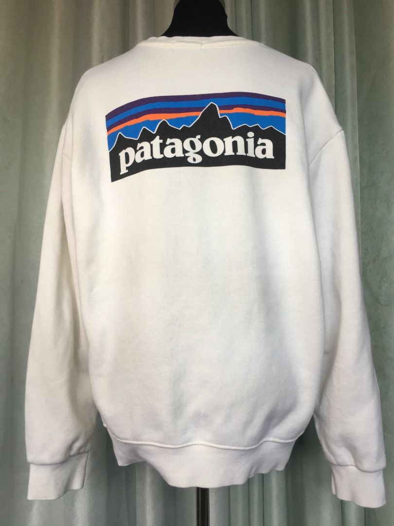 Patagonia white hotsell sweatshirt