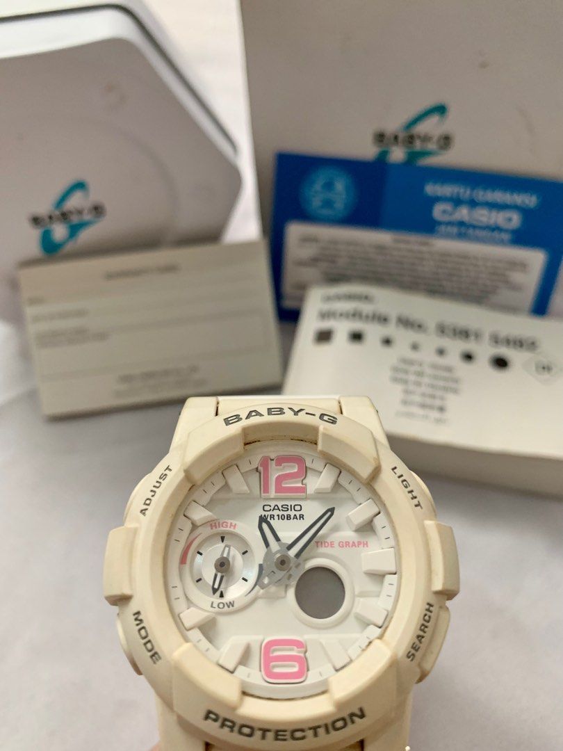 preloved jam baby g original Fesyen Wanita Jam Tangan di Carousell