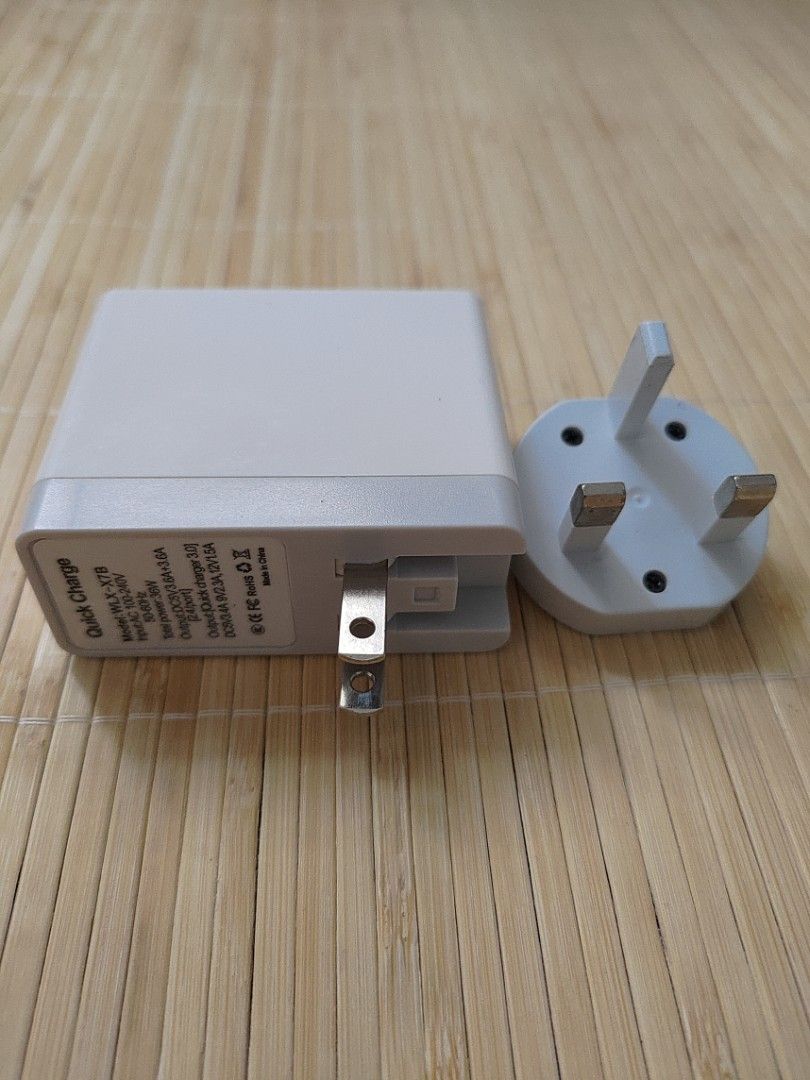 Quick Charge （分類：充電器及電線）位於 Hong Kong。 由 twicekong 提交（商品編號 1238809563，圖片 3）。簡介： 。
