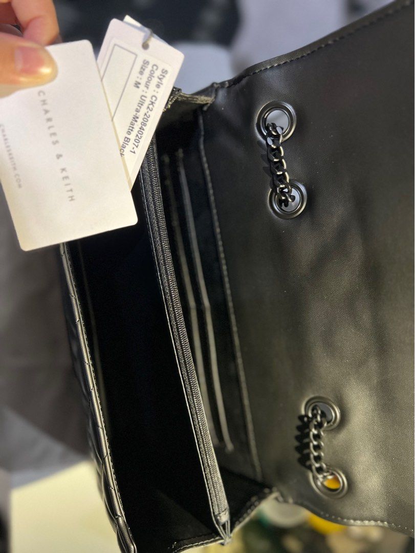 Quilted Chain Strap Shoulder Bag UltraMatte Black Charles n Keith
