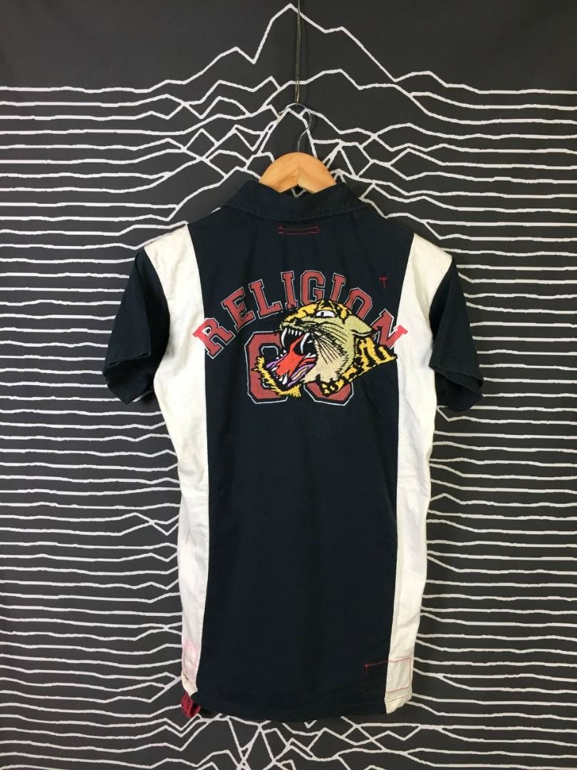 Polo with tiger logo top