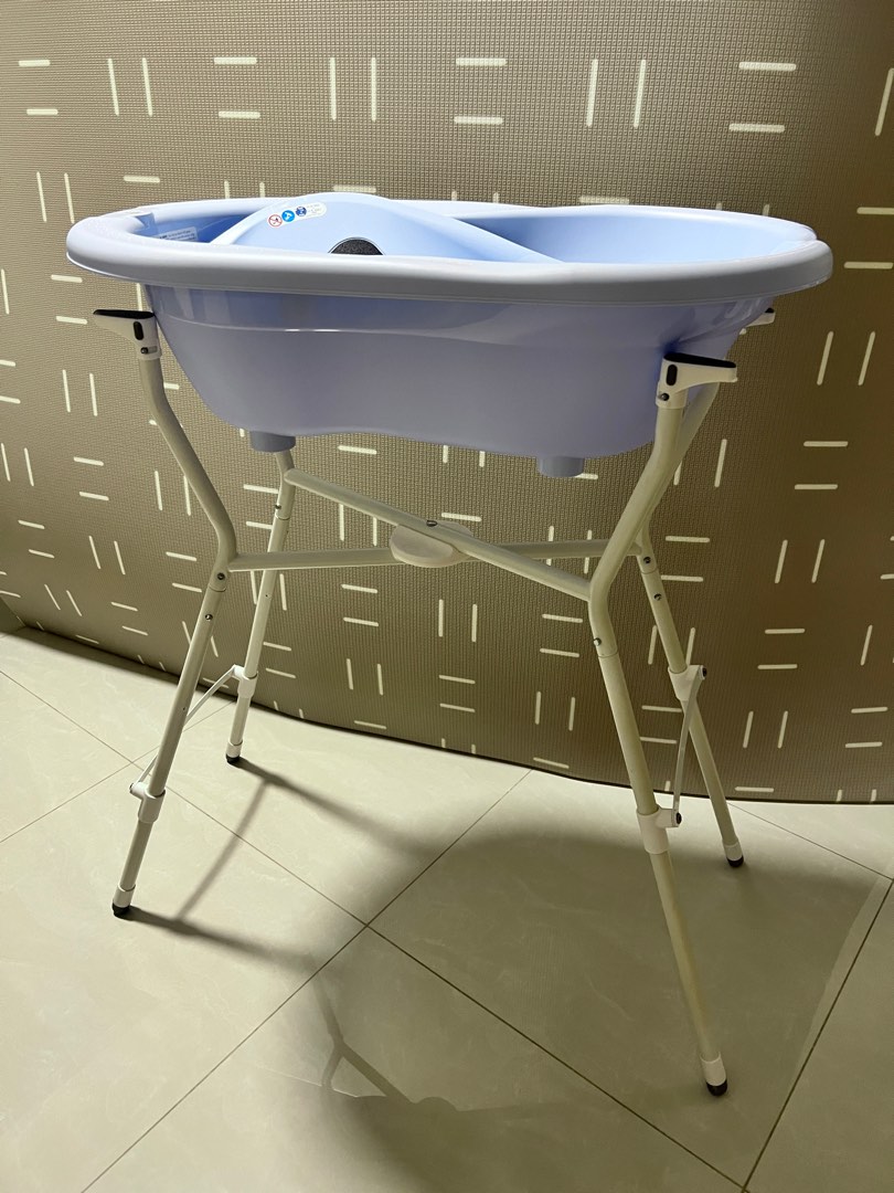 Rotho deals bathtub stand