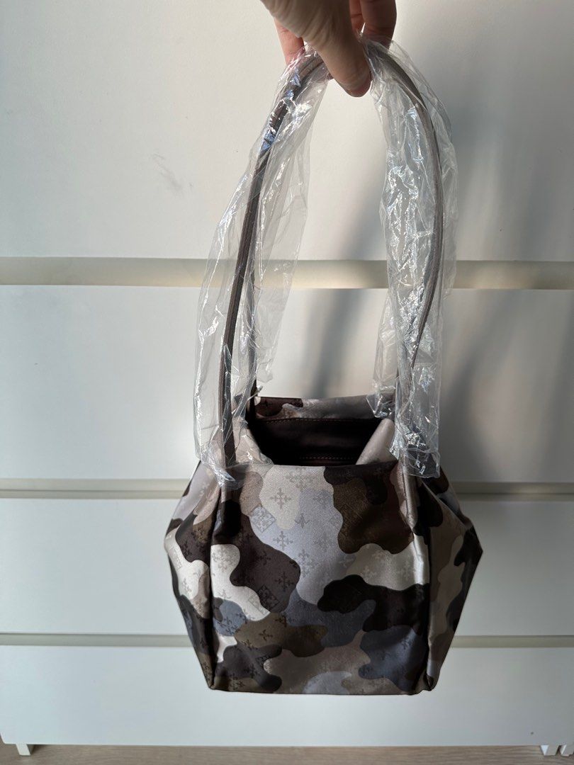 Camo nylon tote on sale