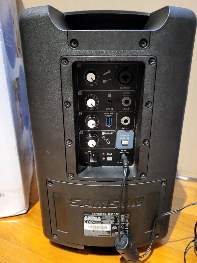 Samson Expedition XP106W (read description), Audio, Soundbars, Speakers