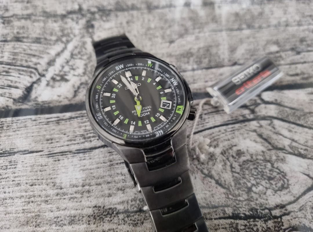 Casio perpetual discount calendar watch