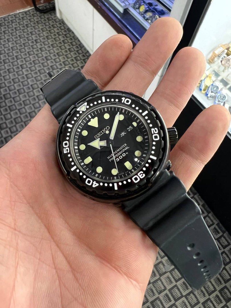 SEIKO PROSPEX MARINEMASTER PROFESSIONAL DIVERS 300M SBBN035 Men s