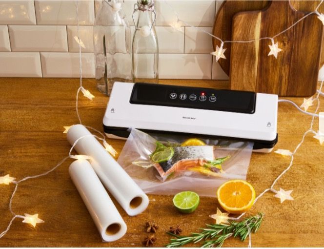 SILVERCREST® Vacuum sealer, 125 W, incl. film roll Power: 125 W For  airtight and leak-proof food packaging, TV & Home Appliances, Kitchen  Appliances, Other Kitchen Appliances on Carousell