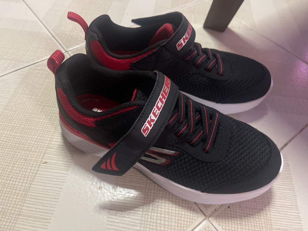 Skechers Air Cooled Goga Mat, Babies & Kids, Babies & Kids Fashion on