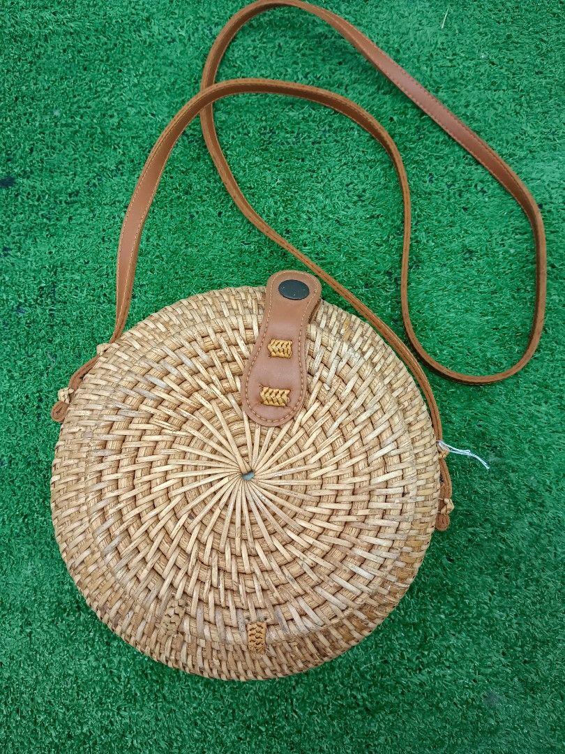 Sling deals bag rotan