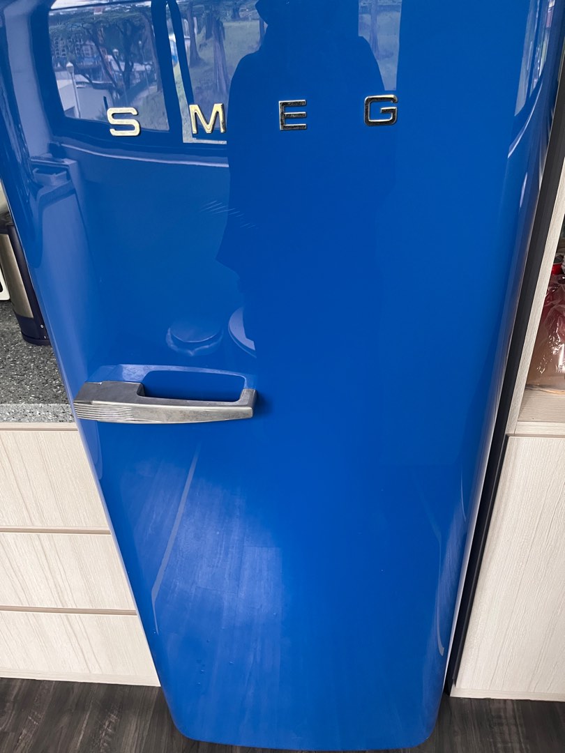 SMEG fridge freezer Moving Sale!, TV & Home Appliances, Kitchen