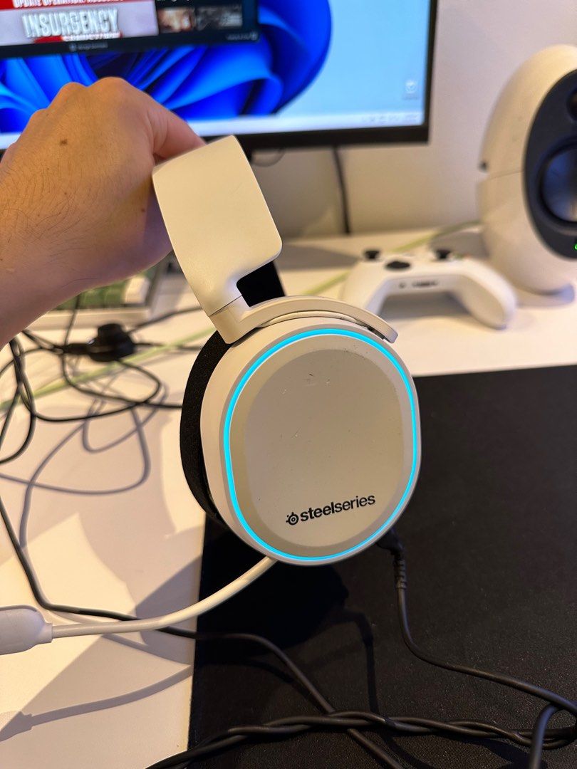 Steelseries Arctis 5 (with new ear cups), Audio, Headphones & Headsets