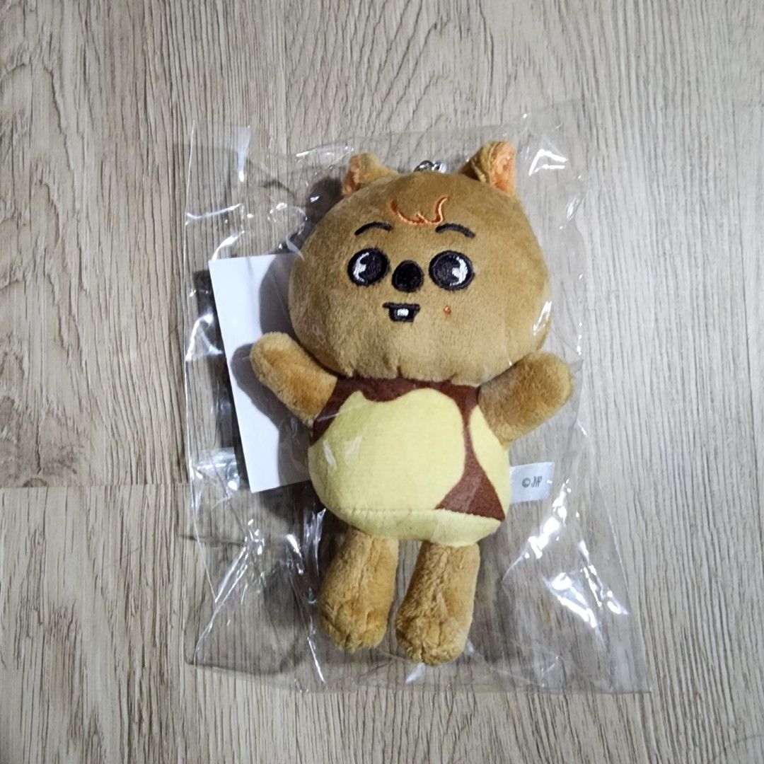 Stray kids skzoo bag charm Han quokka, Hobbies & Toys