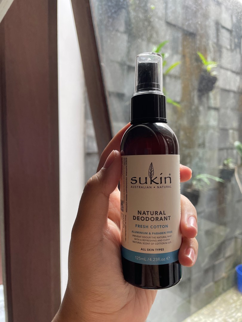 Sukin deodorant spray on Carousell