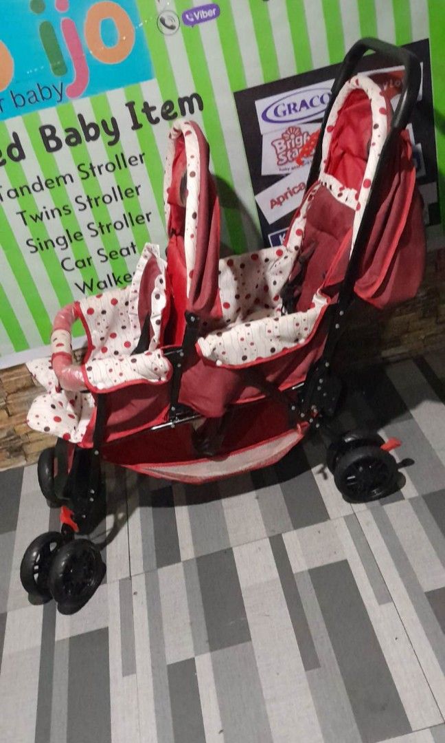 Tandem end twins stroller (Category: Strollers) located in Caloocan City. Submitted by Unicoijo02 (Listing ID 1238807258, Image 1). Description: baka Po may need nang tandem or double stroller. pick up or shopping loc.north Caloocan.