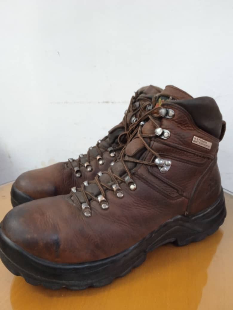 THOROGOOD SAFETY BOOT Men s Fashion Footwear Boots on Carousell