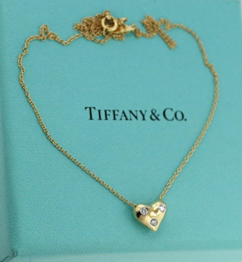 Tiffany etoile necklace top