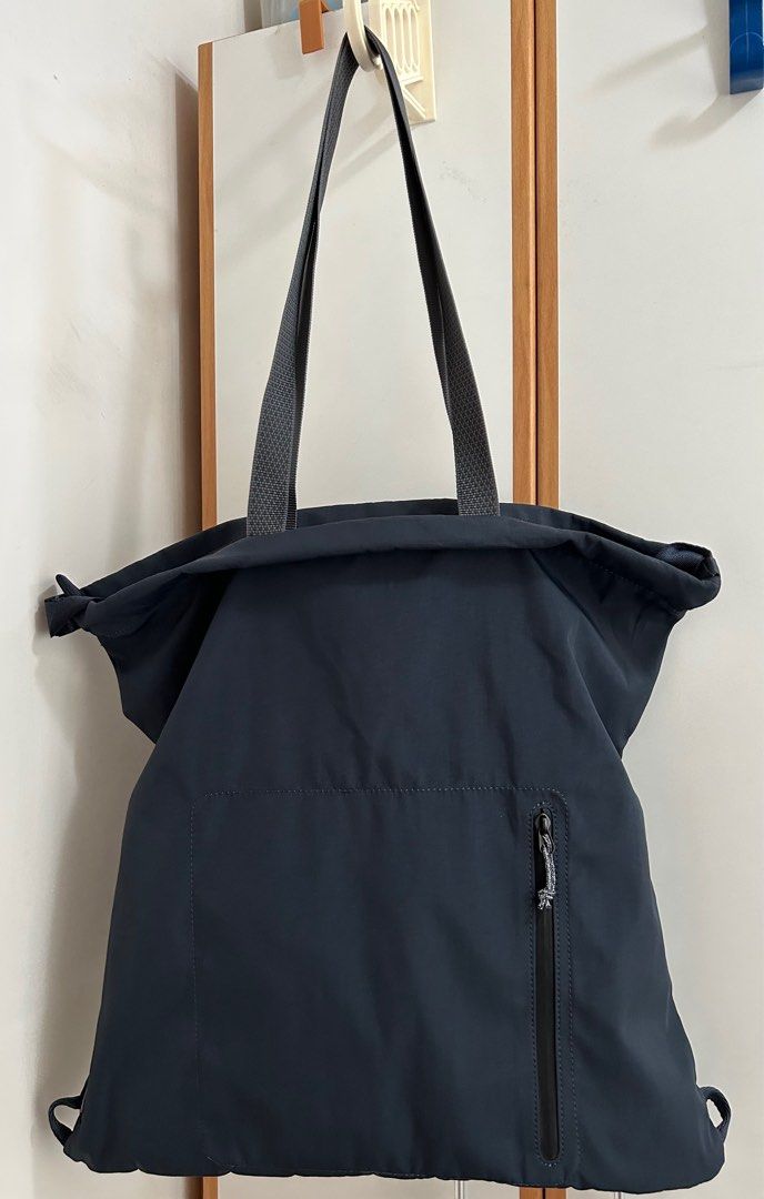 Topologie Draw Tote Navy色, 男裝, 袋, 小袋- Carousell