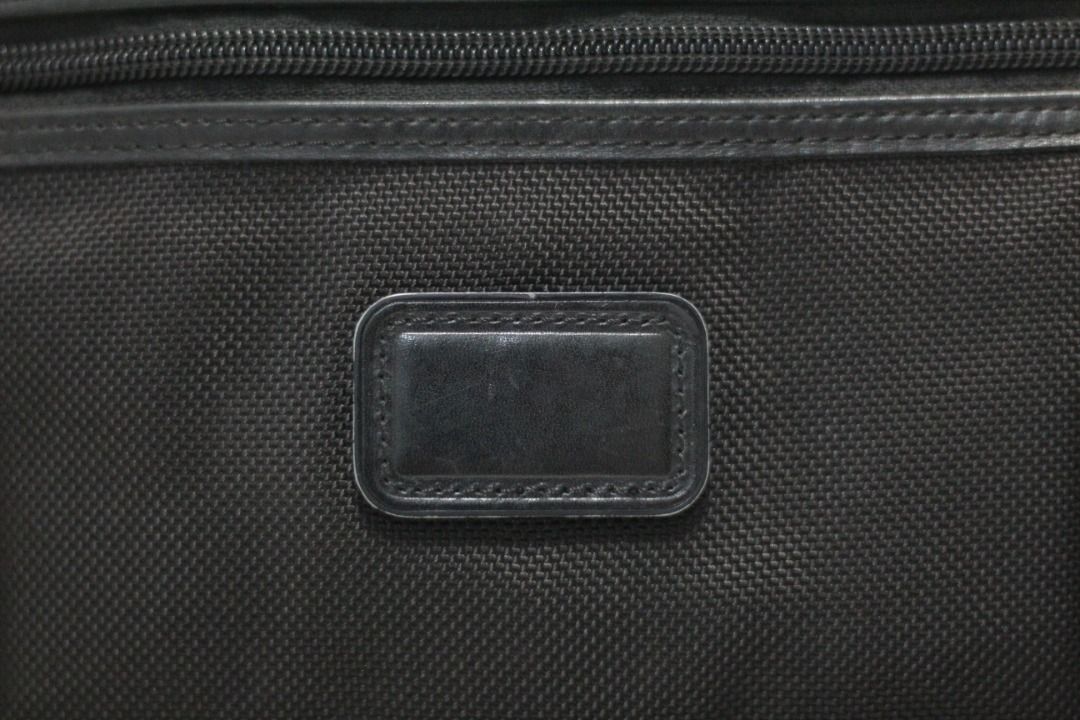 Tumi 22304DH - Alpha Bravo Annapolis Zip Flap Crossbody / Sling bag / 11