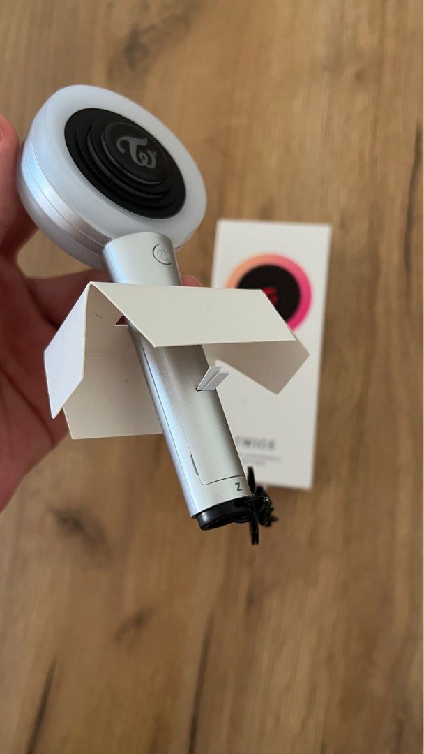 Twice Candybong Z Keyring Keychain, Hobbies & Toys, Memorabilia