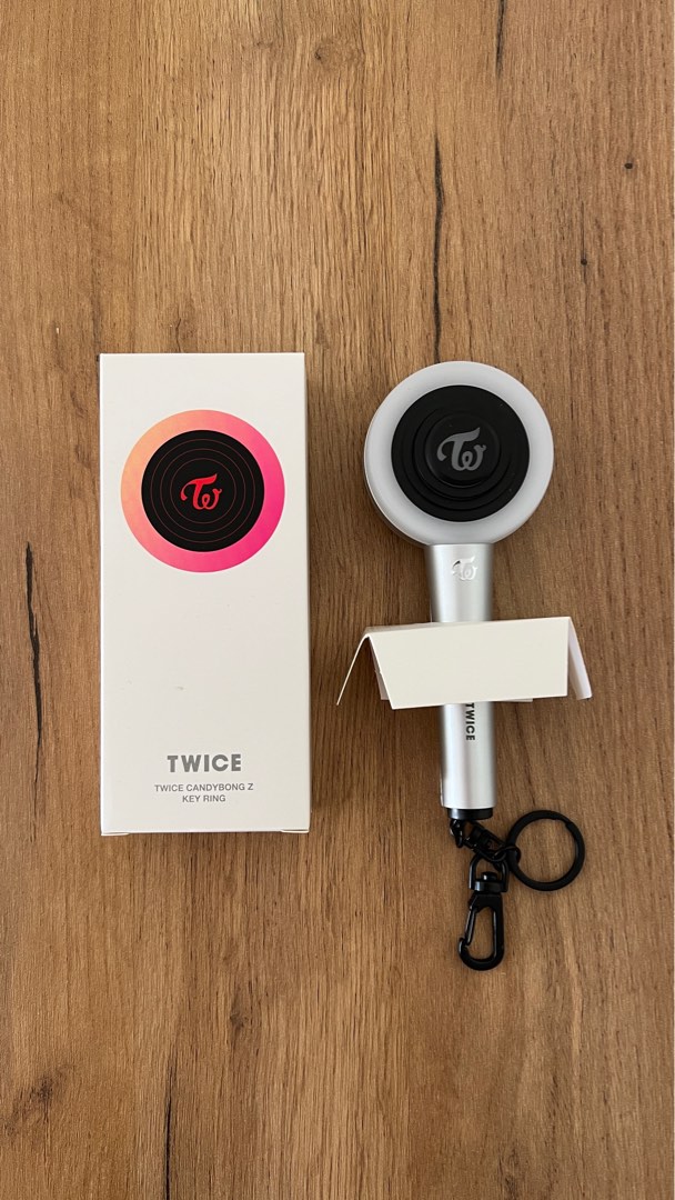 Twice Candybong Z Keyring Keychain, Hobbies & Toys, Memorabilia