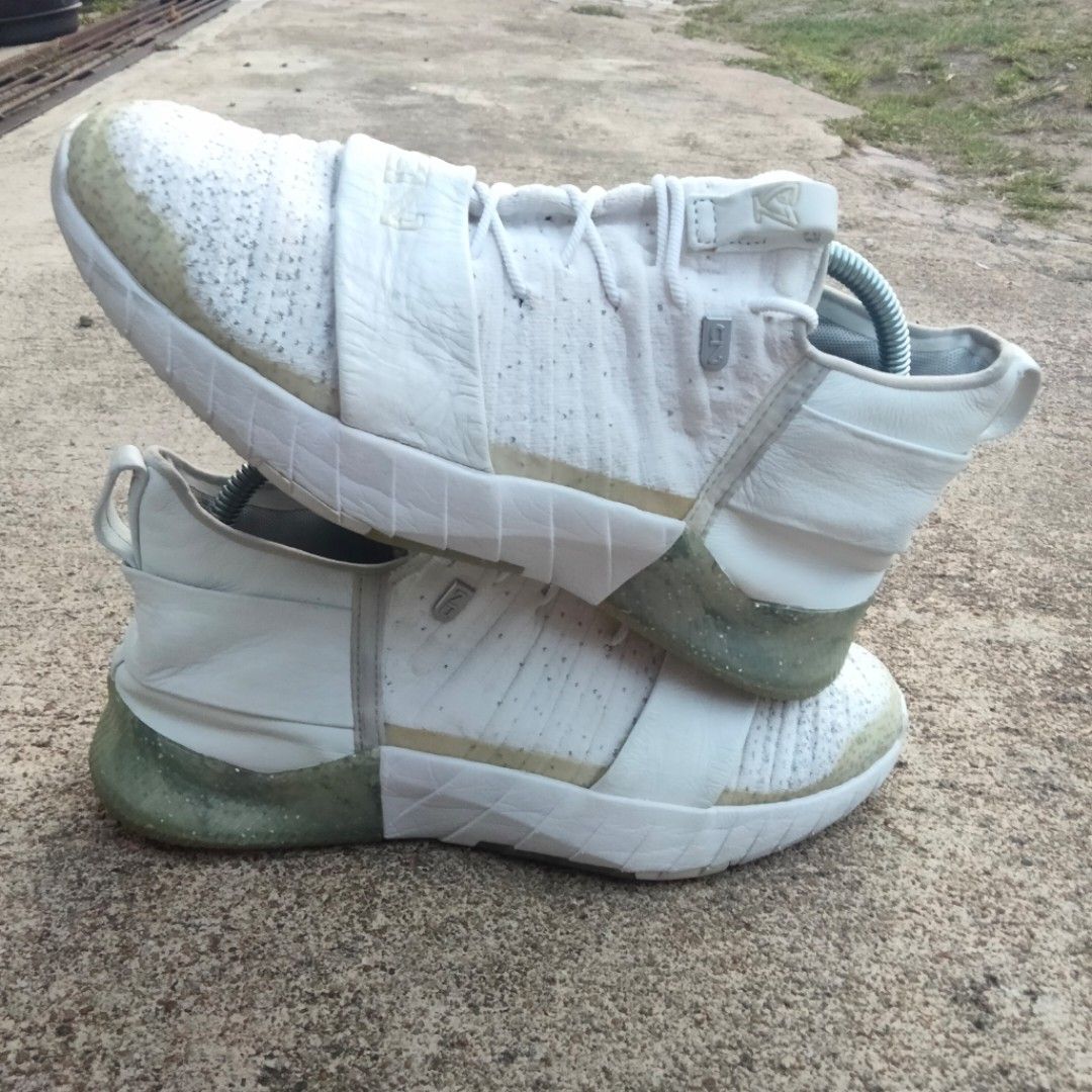Ua c1n tr lux discount