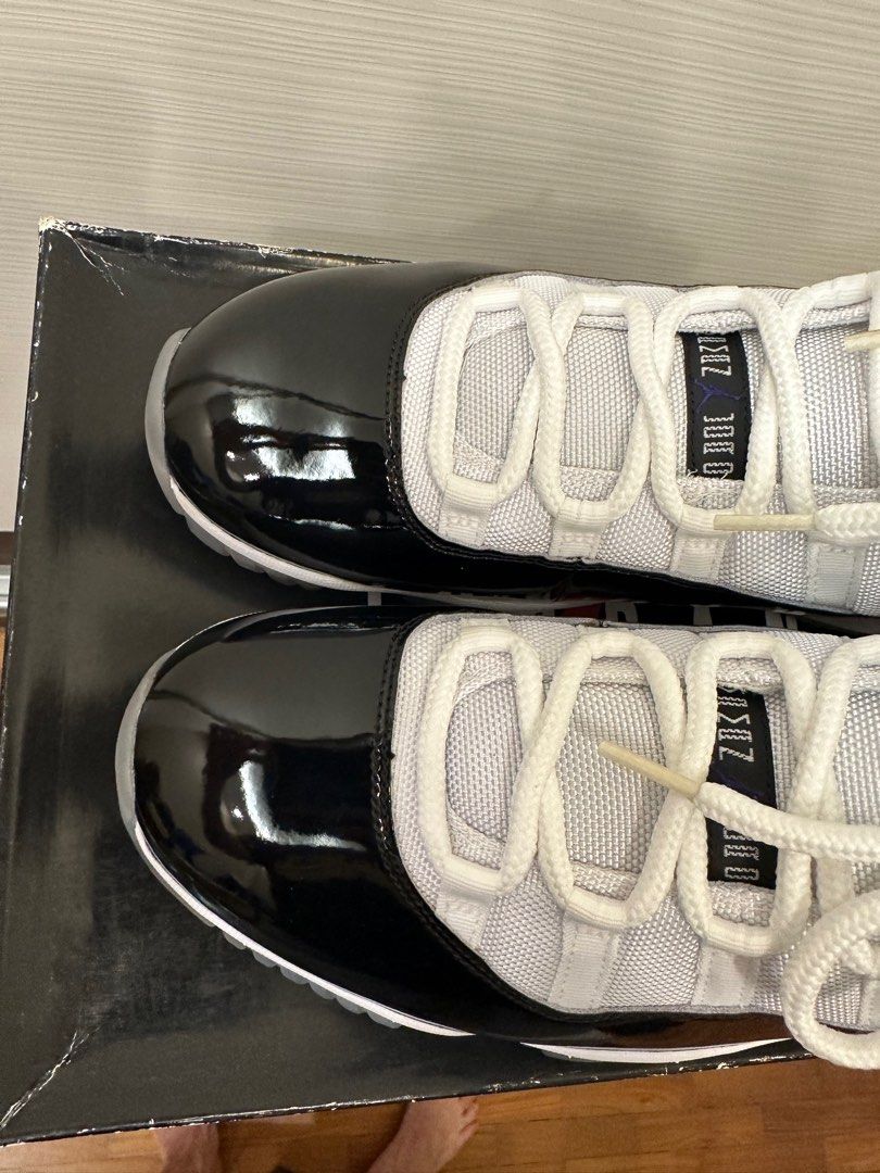 US 10.5 BNDS Air Jordan 11 Concord 2018
