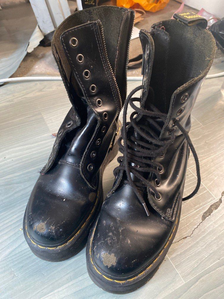 Platform doc sales martens used