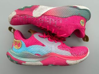 Used under armour spawn pink us sz 11