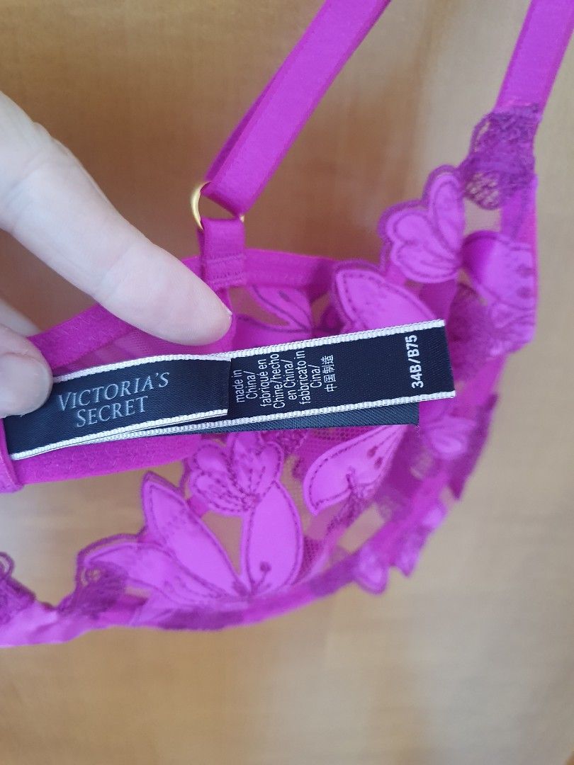 Victoria's Secret Bra, Women's Fashion, New Undergarments & Loungewear
