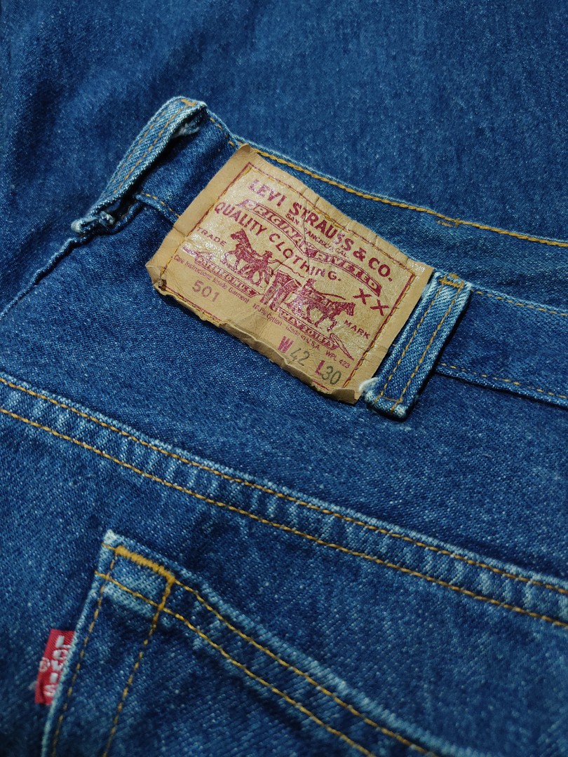 Vintage Levis 501 USA (Saiz 41), Men's Fashion, Bottoms, Jeans on Carousell