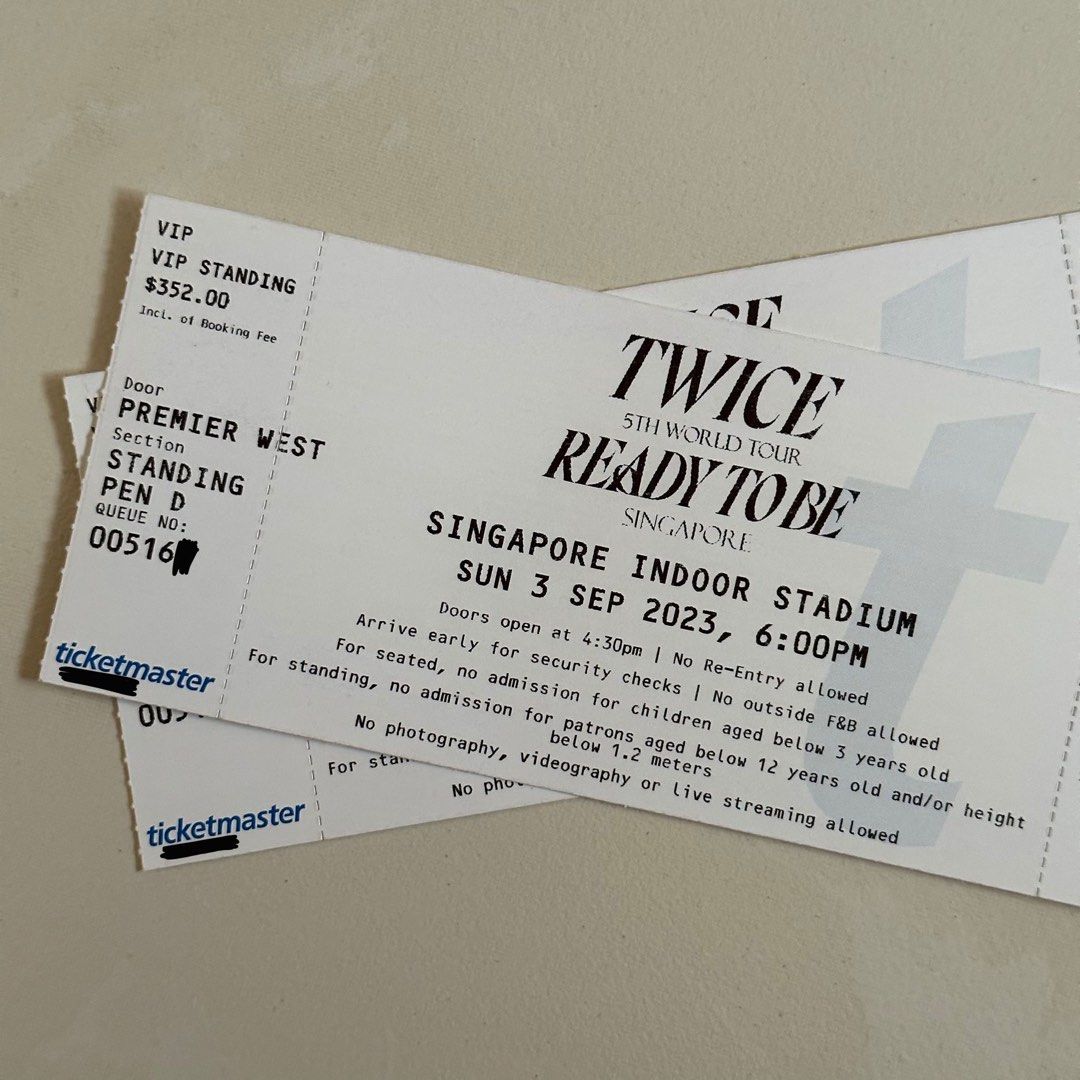 VIP Standing Pen D Twice 5th World Tour Ready To Be in SG Singapore