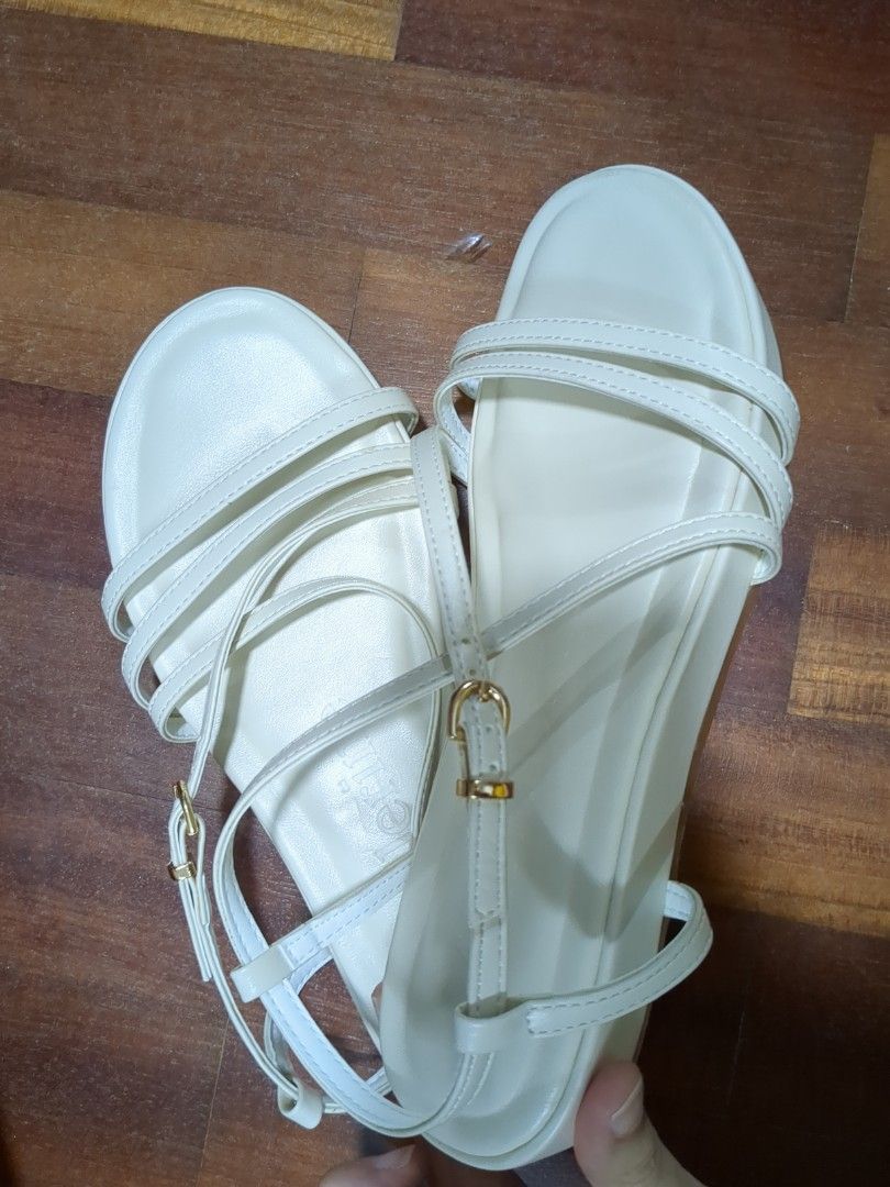 White cross hot sale strap sandals