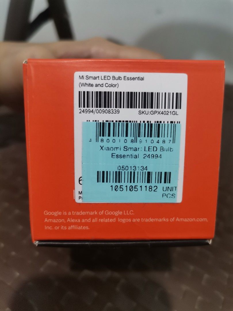 Xiaomi Smart light (Category: Lighting) located in Pasig City. Submitted by mamebon (Listing ID 1238917729, Image 3). Description: Original Xiaomi Smart Bulb (white and color) Brand new purchased on Xiaomi store (Robinsons mall) last June 22,2023 Please see official receipt RFS: spare Sf to be shouldered by buyer.