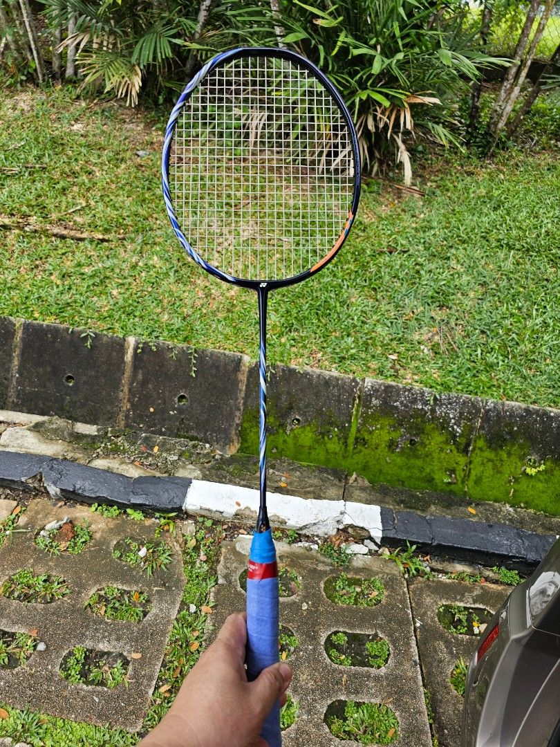 Yonex Badminton Racket 100ZZ, Sports Equipment, Sports & Games, Racket