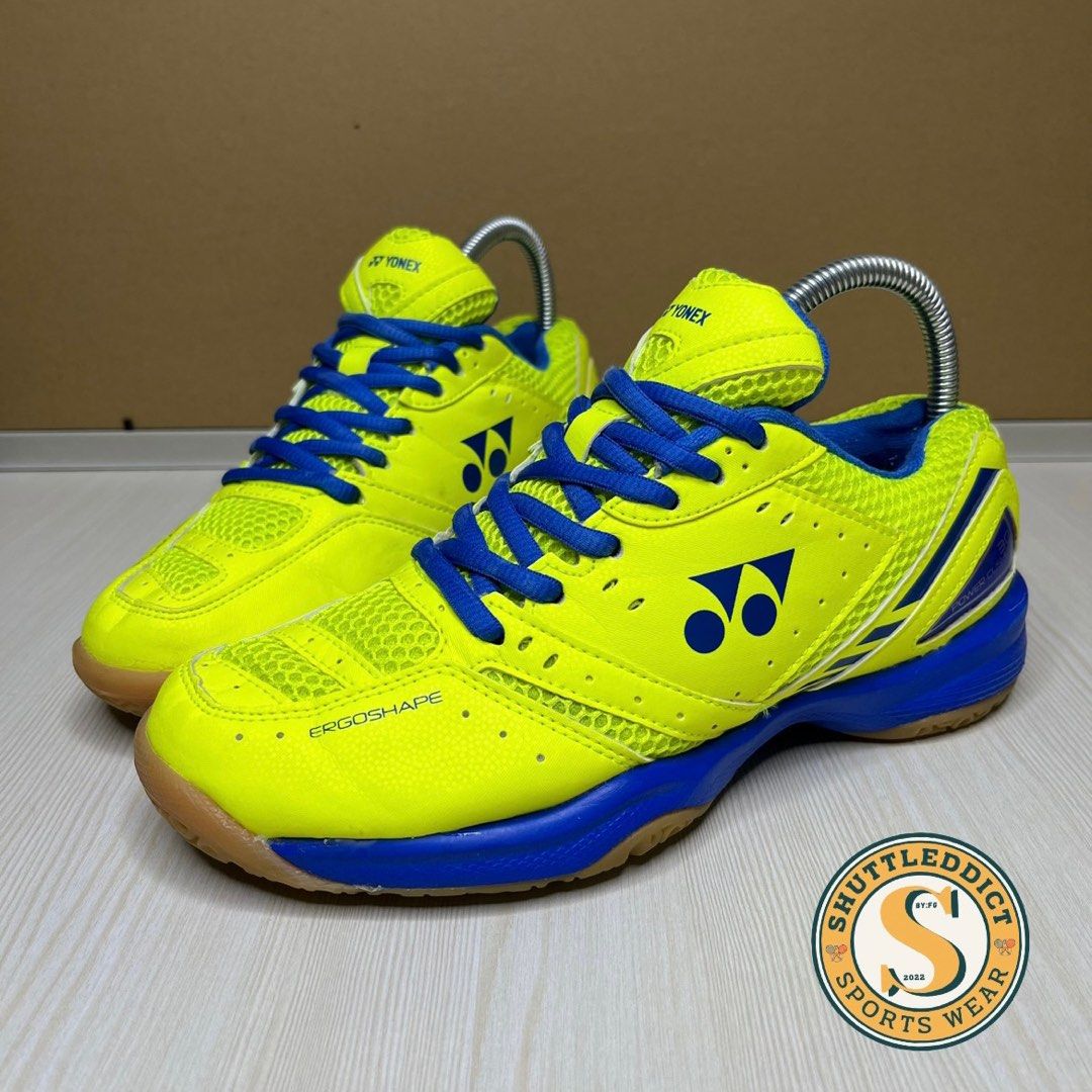 YONEX SHB 30 Sports Equipment Sports Games Racket and Ball