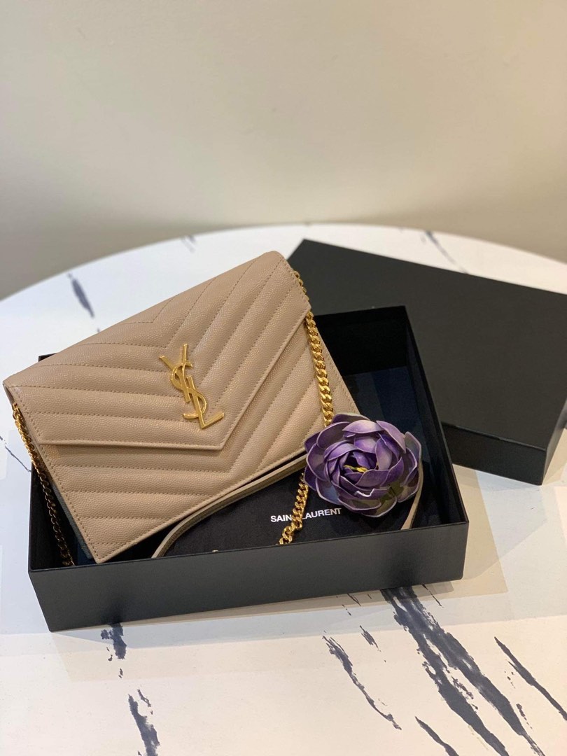 Ysl woc powder store